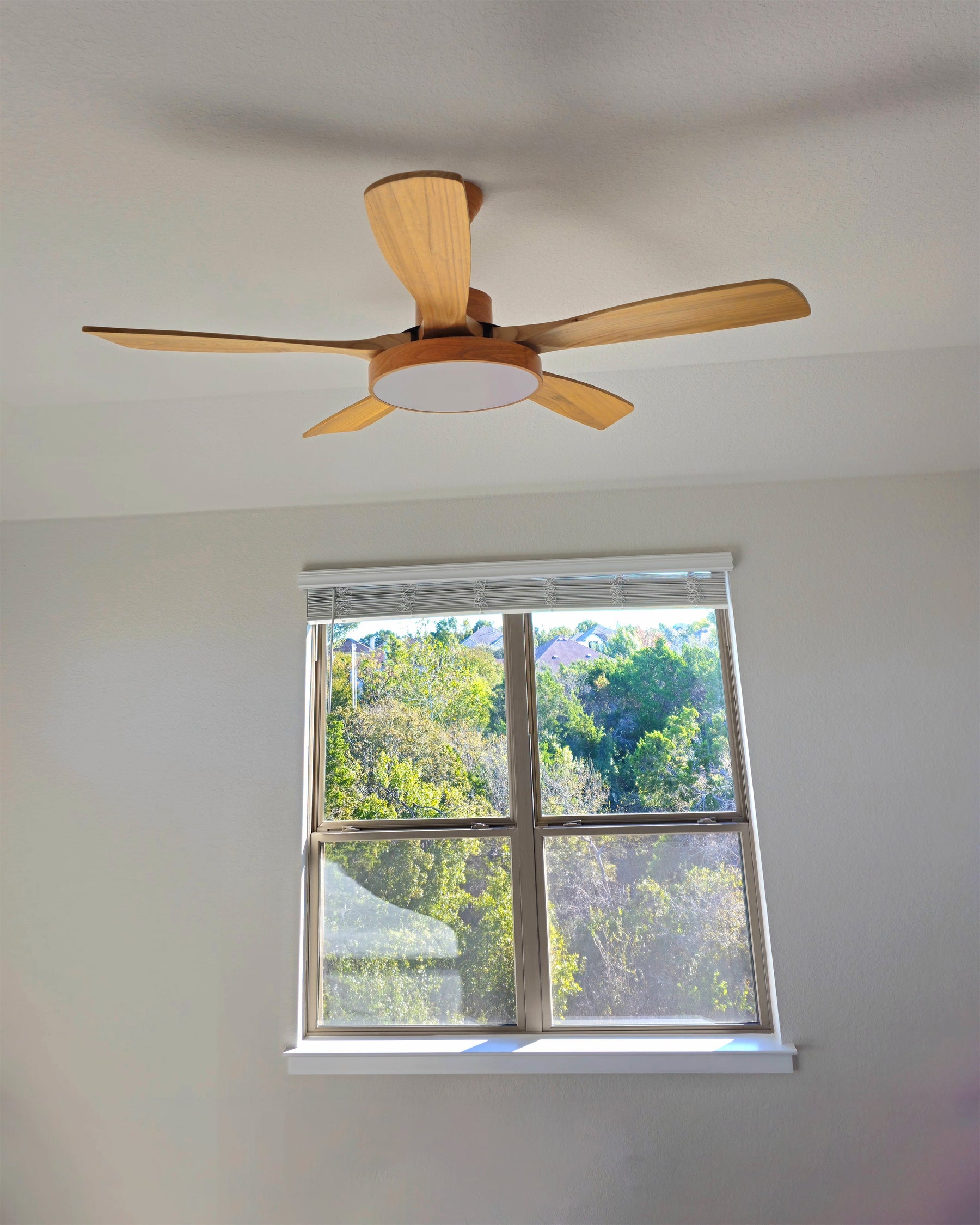 Homevator Scandi Reversible Ceiling Fan with Light-HV5002