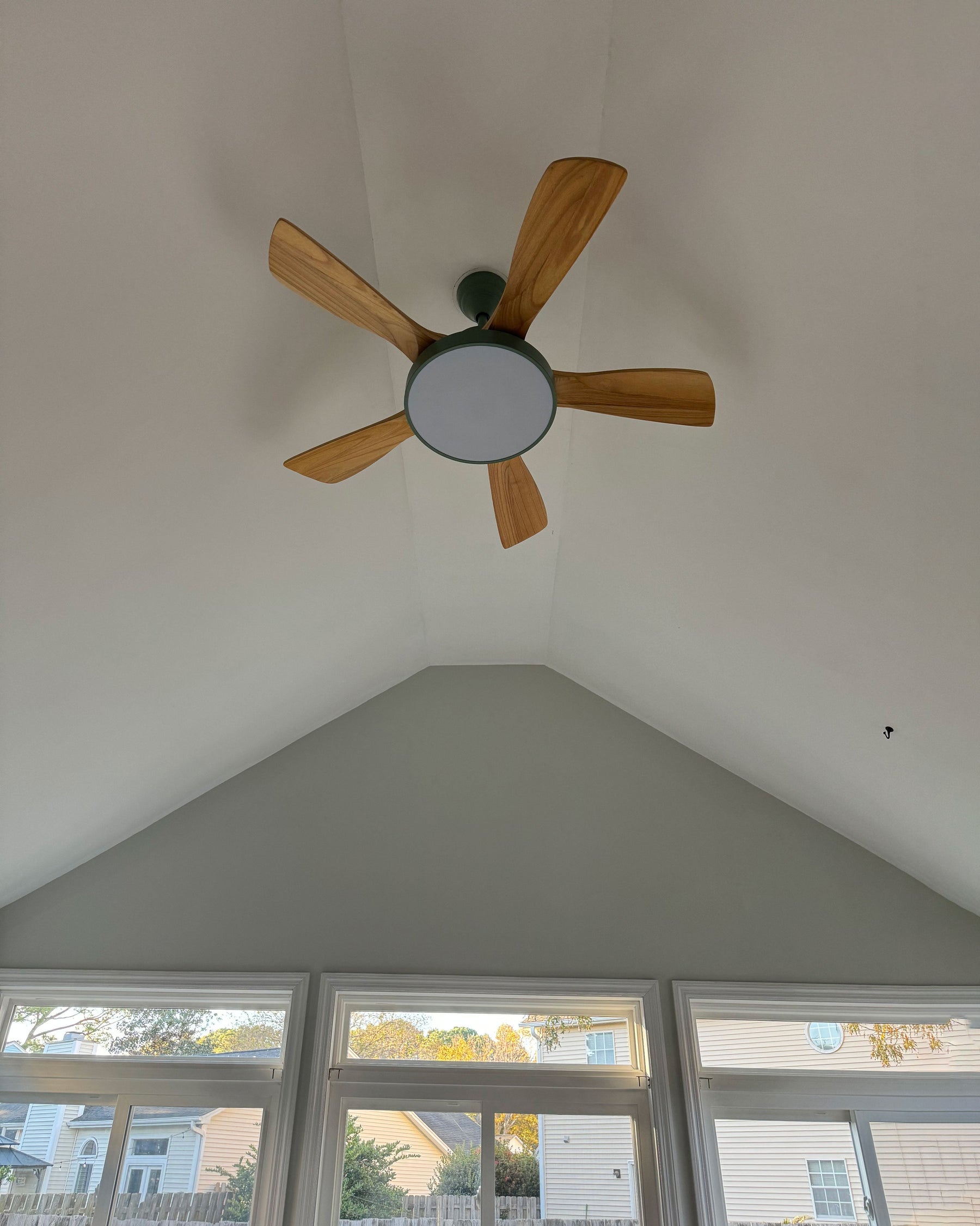 Homevator Scandi Reversible Ceiling Fan with Light-HV5002