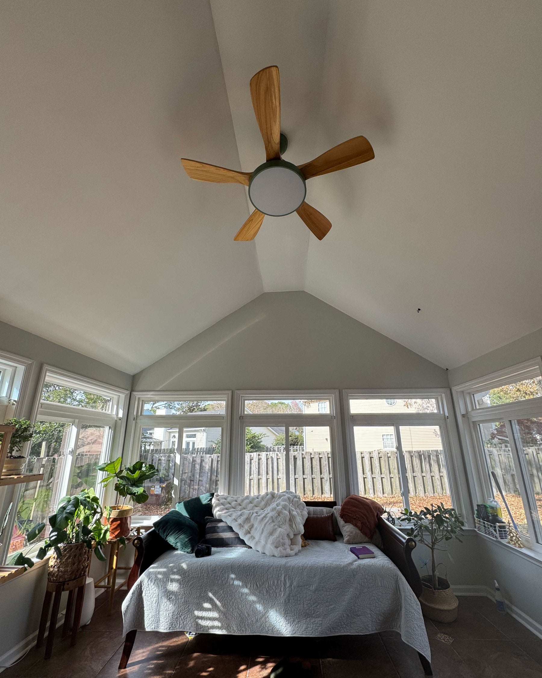 Homevator Scandi Reversible Ceiling Fan with Light-HV5002