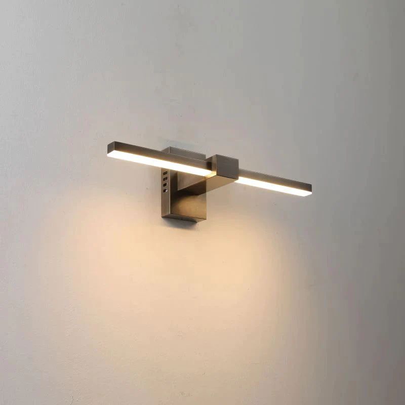 Forma Linear Picture Light